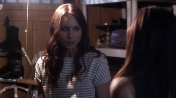 PLL_S04E15_720p_JACK_Up_DownloadSeriesHere_2141.jpg