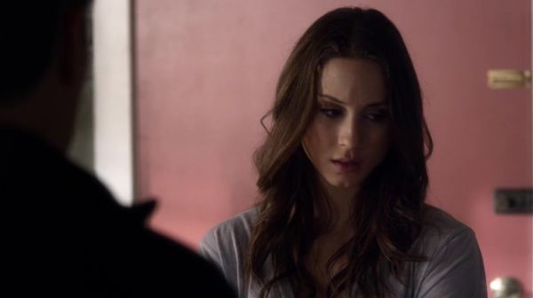 PLL_S04E16_720p_JACK_Up_DownloadSeriesHere_0295.jpg