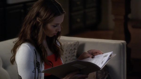 PLL_S04E16_720p_JACK_Up_DownloadSeriesHere_1540.jpg