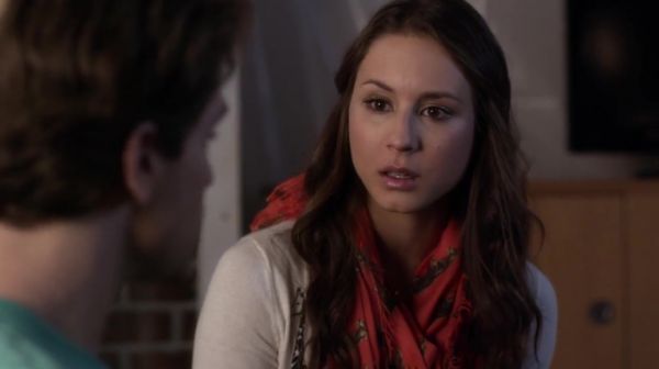 PLL_S04E16_720p_JACK_Up_DownloadSeriesHere_2322.jpg