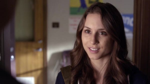 PLL_S04E17_720p_JACK_Up_DownloadSeriesHere_0771.jpg