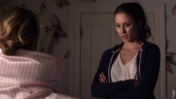 PLL_S04E17_720p_JACK_Up_DownloadSeriesHere_1436.jpg