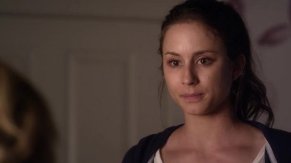PLL_S04E17_720p_JACK_Up_DownloadSeriesHere_1454.jpg