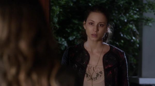 PLL_S04E17_720p_JACK_Up_DownloadSeriesHere_2420.jpg