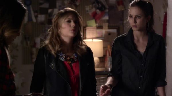 PLL_S04E18_720p_JACK_Up_DownloadSeriesHere_2330.jpg
