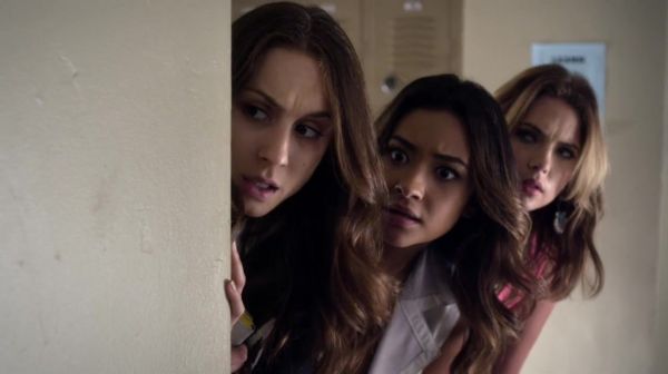 PLL_S04E19_720p_JACK_Up_DownloadSeriesHere_0142.jpg