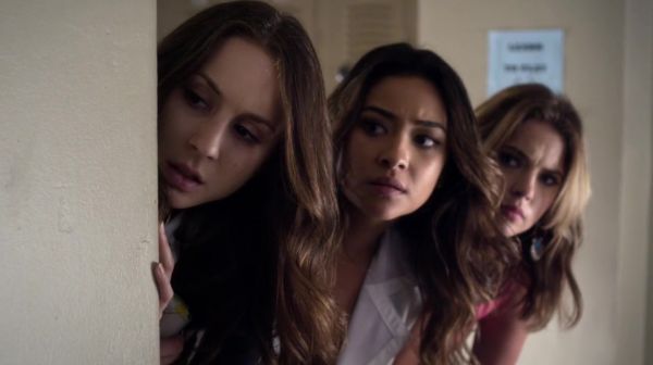 PLL_S04E19_720p_JACK_Up_DownloadSeriesHere_0154.jpg