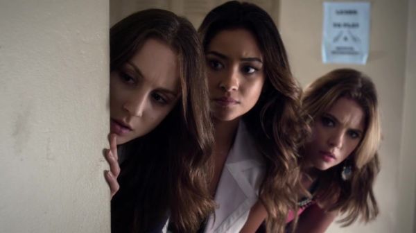 PLL_S04E19_720p_JACK_Up_DownloadSeriesHere_0159.jpg