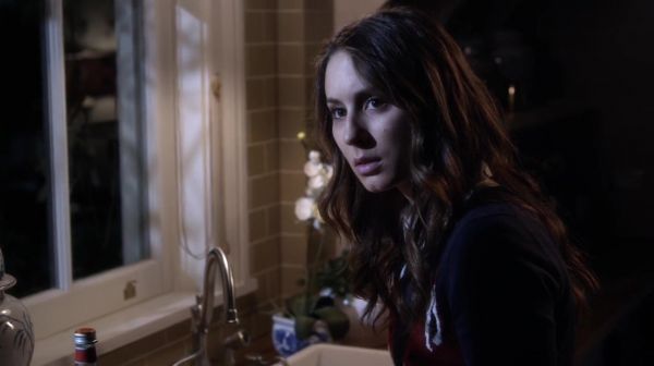 PLL_S04E19_720p_JACK_Up_DownloadSeriesHere_0398.jpg