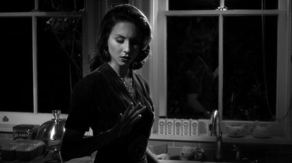 PLL_S04E19_720p_JACK_Up_DownloadSeriesHere_0417.jpg