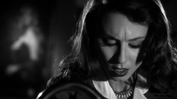PLL_S04E19_720p_JACK_Up_DownloadSeriesHere_1439.jpg