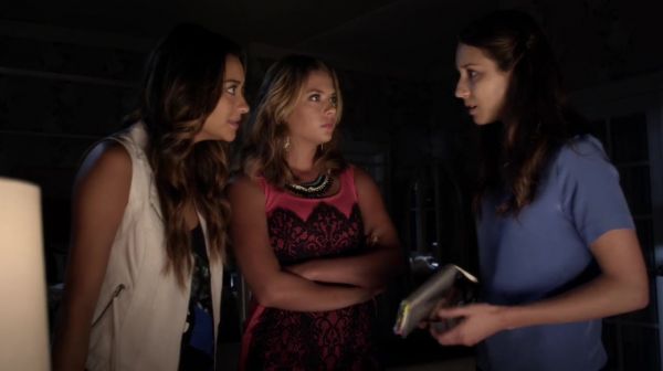 PLL_S04E19_720p_JACK_Up_DownloadSeriesHere_2436.jpg