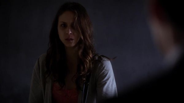 PLL_S04E20_720p_JACK_Up_DownloadSeriesHere_0135.jpg