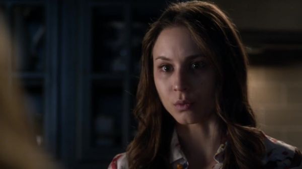 PLL_S04E20_720p_JACK_Up_DownloadSeriesHere_0649.jpg