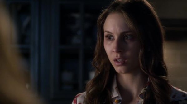 PLL_S04E20_720p_JACK_Up_DownloadSeriesHere_0653.jpg