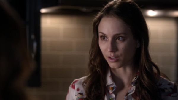 PLL_S04E20_720p_JACK_Up_DownloadSeriesHere_0687.jpg