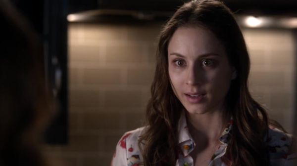PLL_S04E20_720p_JACK_Up_DownloadSeriesHere_0690.jpg
