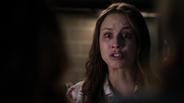 PLL_S04E20_720p_JACK_Up_DownloadSeriesHere_0772.jpg