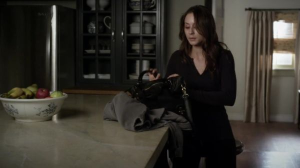 PLL_S04E20_720p_JACK_Up_DownloadSeriesHere_1375.jpg