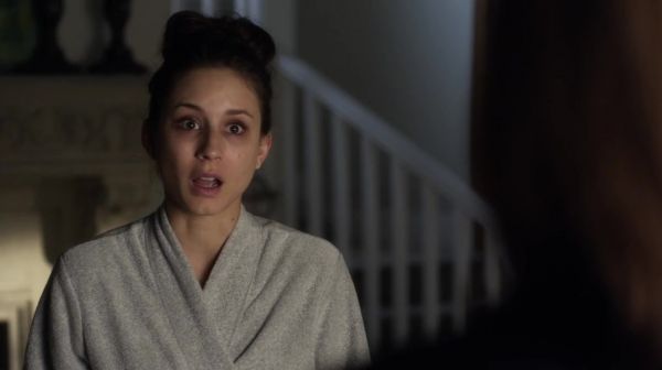PLL_S04E21_720p_JACK_Up_DownloadSeriesHere_0351.jpg