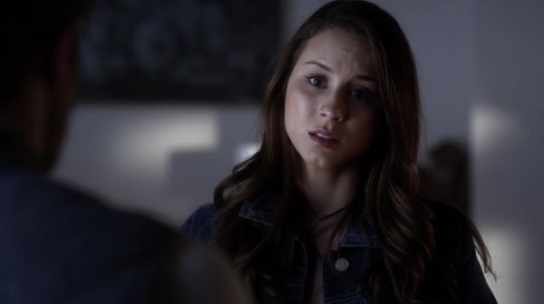 PLL_S04E22_720p_JACK_Up_DownloadSeriesHere_0291.jpg