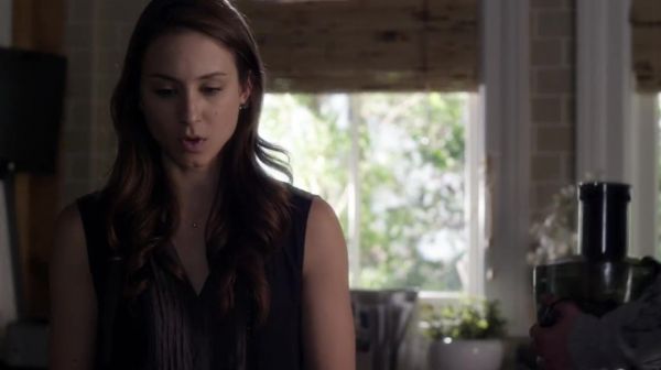 PLL_S04E22_720p_JACK_Up_DownloadSeriesHere_1014.jpg