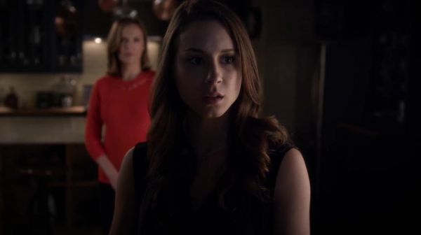 PLL_S04E22_720p_JACK_Up_DownloadSeriesHere_1334.jpg
