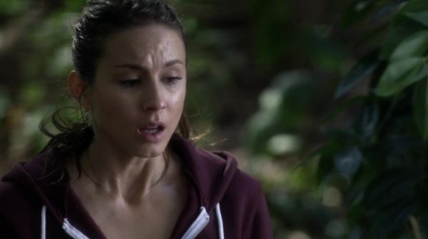 PLL_S04E22_720p_JACK_Up_DownloadSeriesHere_1566.jpg