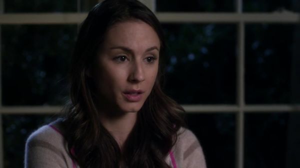 PLL_S04E22_720p_JACK_Up_DownloadSeriesHere_2278.jpg