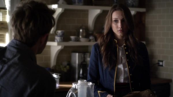 PLL_S04E23_720p_JACK_Up_DownloadSeriesHere_0349.jpg