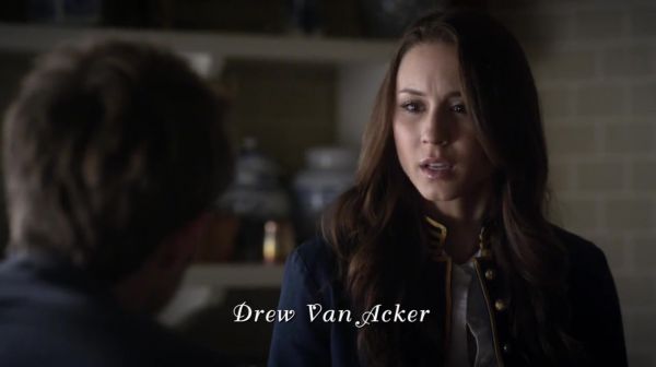 PLL_S04E23_720p_JACK_Up_DownloadSeriesHere_0355.jpg