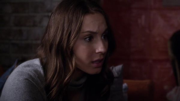 PLL_S04E23_720p_JACK_Up_DownloadSeriesHere_1247.jpg