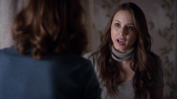 PLL_S04E23_720p_JACK_Up_DownloadSeriesHere_1344.jpg