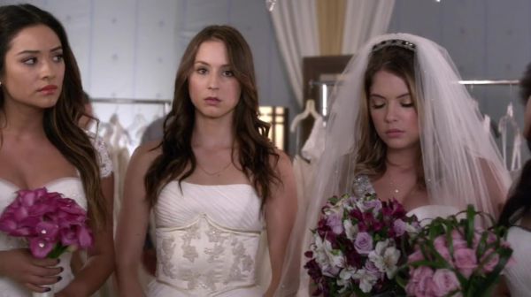 PLL_S04E23_720p_JACK_Up_DownloadSeriesHere_1605.jpg