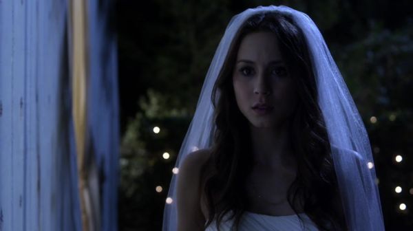 PLL_S04E23_720p_JACK_Up_DownloadSeriesHere_1870.jpg