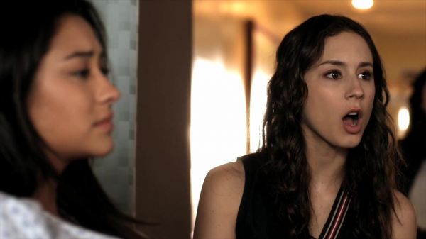 Pretty_Little_Liars_S02x08_720p_Bluray_Dual_PauloADM_1289.jpg