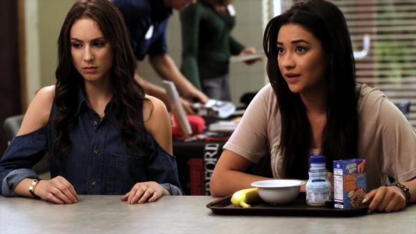 Pretty_Little_Liars_S02x10_720p_Bluray_Dual_PauloADM_0158.jpg