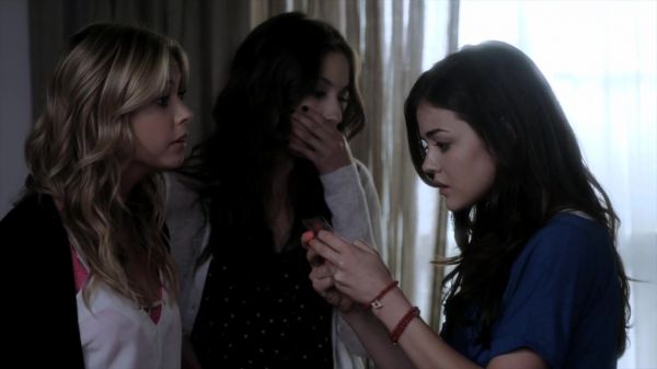 Pretty_Little_Liars_S02x11_720p_Bluray_Dual_PauloADM_0220.jpg