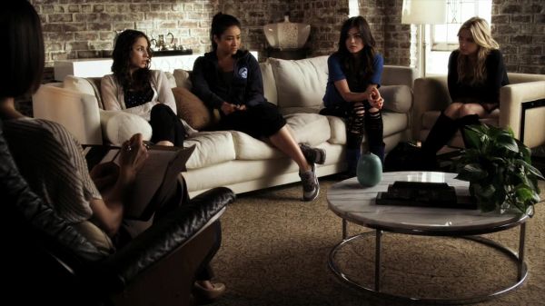 Pretty_Little_Liars_S02x11_720p_Bluray_Dual_PauloADM_0403.jpg