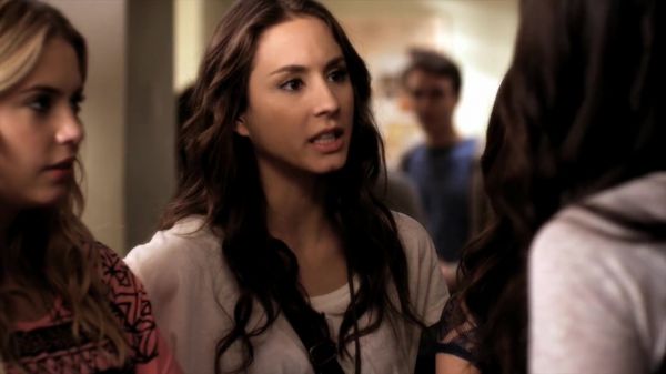 Pretty_Little_Liars_S02x14_720p_Bluray_Dual_PauloADM_1546.jpg