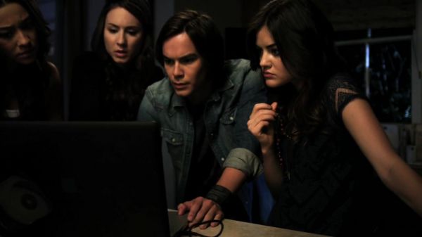 Pretty_Little_Liars_S02x15_720p_Bluray_Dual_PauloADM_0220.jpg
