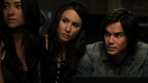 Pretty_Little_Liars_S02x15_720p_Bluray_Dual_PauloADM_0236.jpg