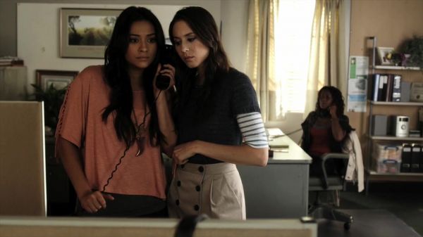 Pretty_Little_Liars_S02x15_720p_Bluray_Dual_PauloADM_1508.jpg