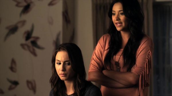 Pretty_Little_Liars_S02x15_720p_Bluray_Dual_PauloADM_1575.jpg