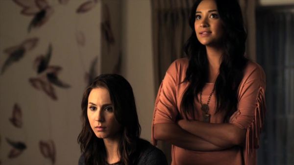 Pretty_Little_Liars_S02x15_720p_Bluray_Dual_PauloADM_1577.jpg
