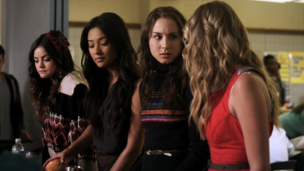 Pretty_Little_Liars_S02x18_720p_Bluray_Dual_PauloADM_0595.jpg