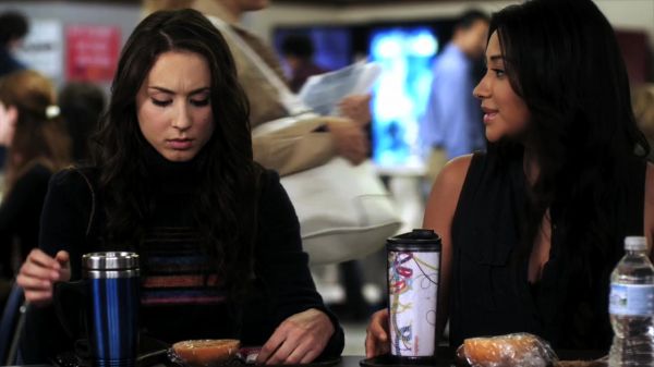 Pretty_Little_Liars_S02x18_720p_Bluray_Dual_PauloADM_0640.jpg