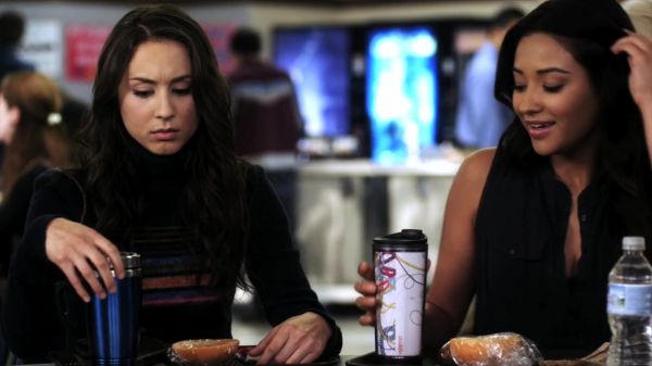 Pretty_Little_Liars_S02x18_720p_Bluray_Dual_PauloADM_0641.jpg