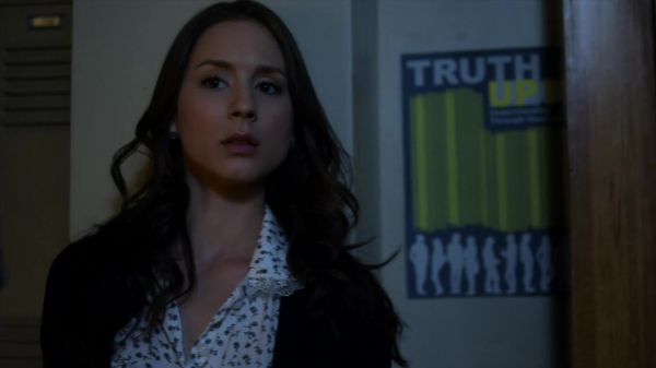 Pretty_Little_Liars_S02x19_720p_Bluray_Dual_PauloADM_1745.jpg