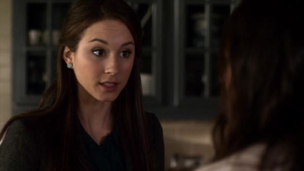 Pretty_Little_Liars_S02x22_720p_Bluray_Dual_PauloADM_0578.jpg